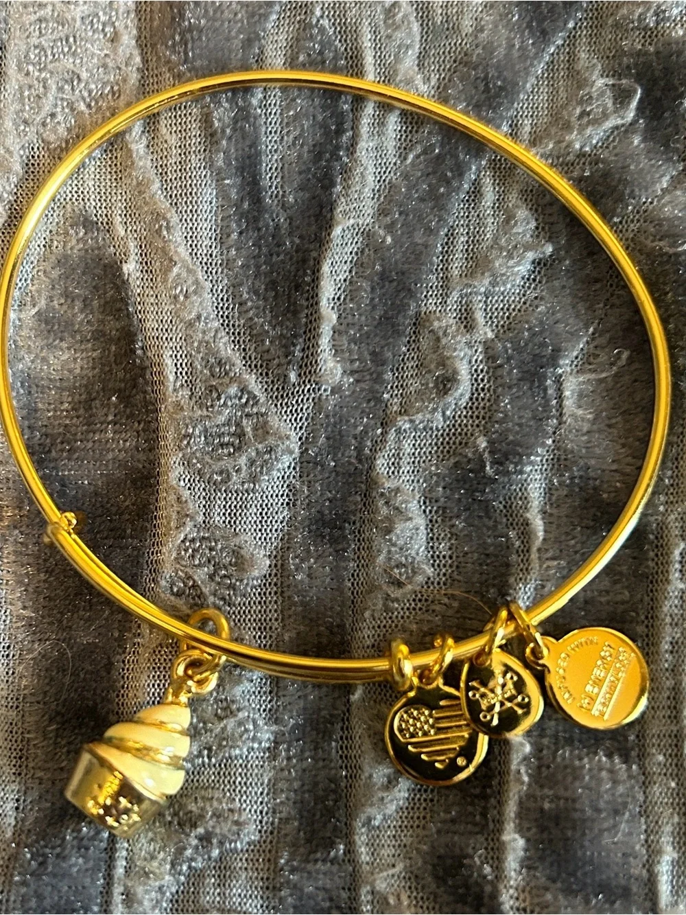 Alex and Ani Disney Parks Dole Whip - Picture 1 of 3